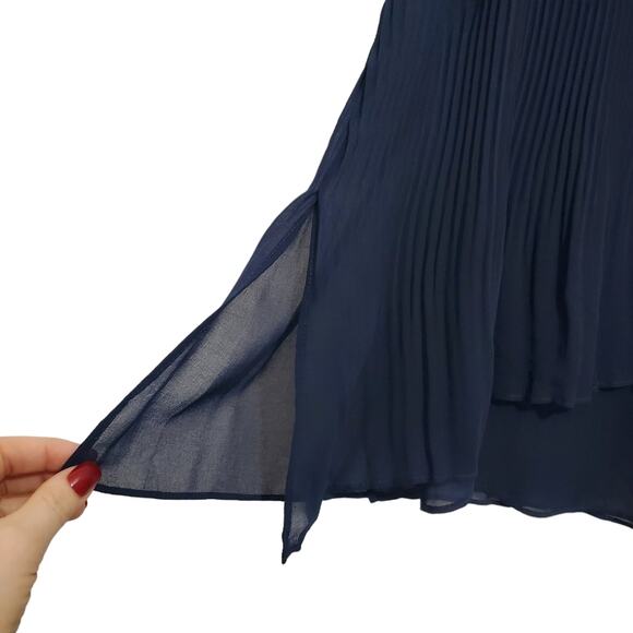 Zara | Pleated Lightweight Sleeveless Keyhole Back Blouse - Picture 6 of 8